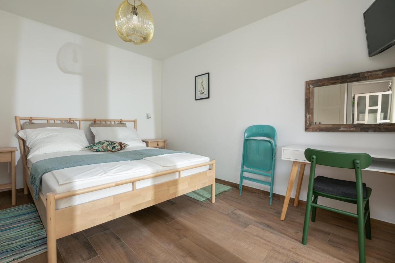 La Casa Di Nonno Apartment Milna  Ngoại thất bức ảnh