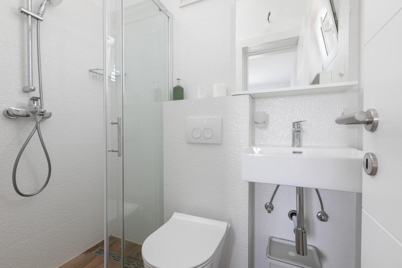 La Casa Di Nonno Apartment Milna  Ngoại thất bức ảnh